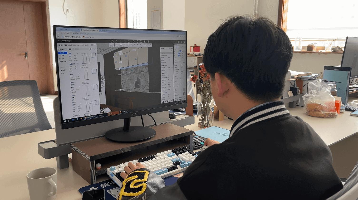 WinRun designer preparing custom cabinet production drawings